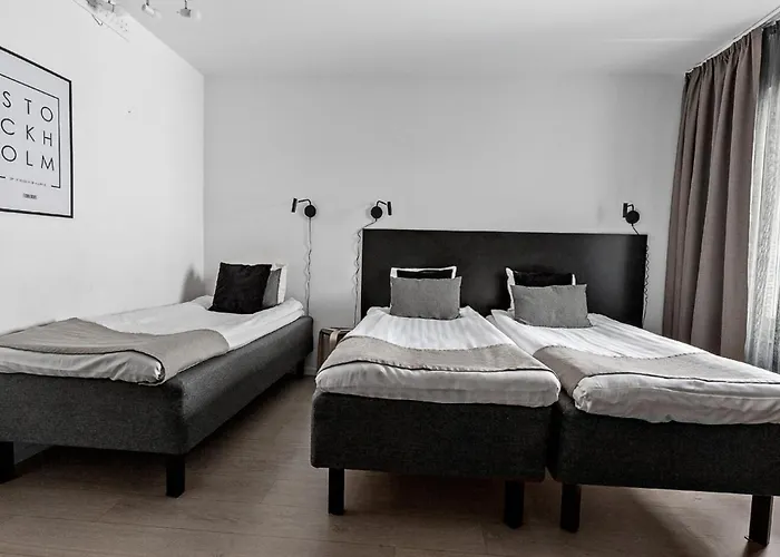 Forenom Hotels & Apartments Flemingsberg - 10Min From Aelvsjoe